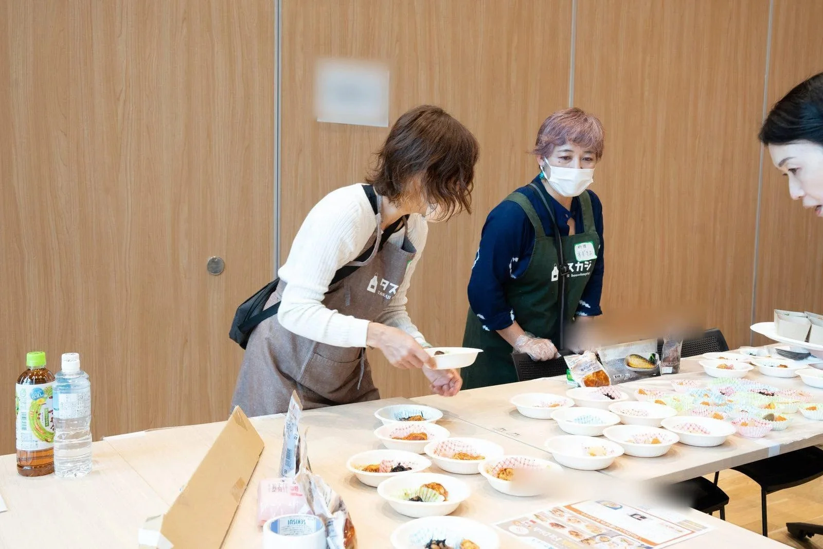 試食準備の様子