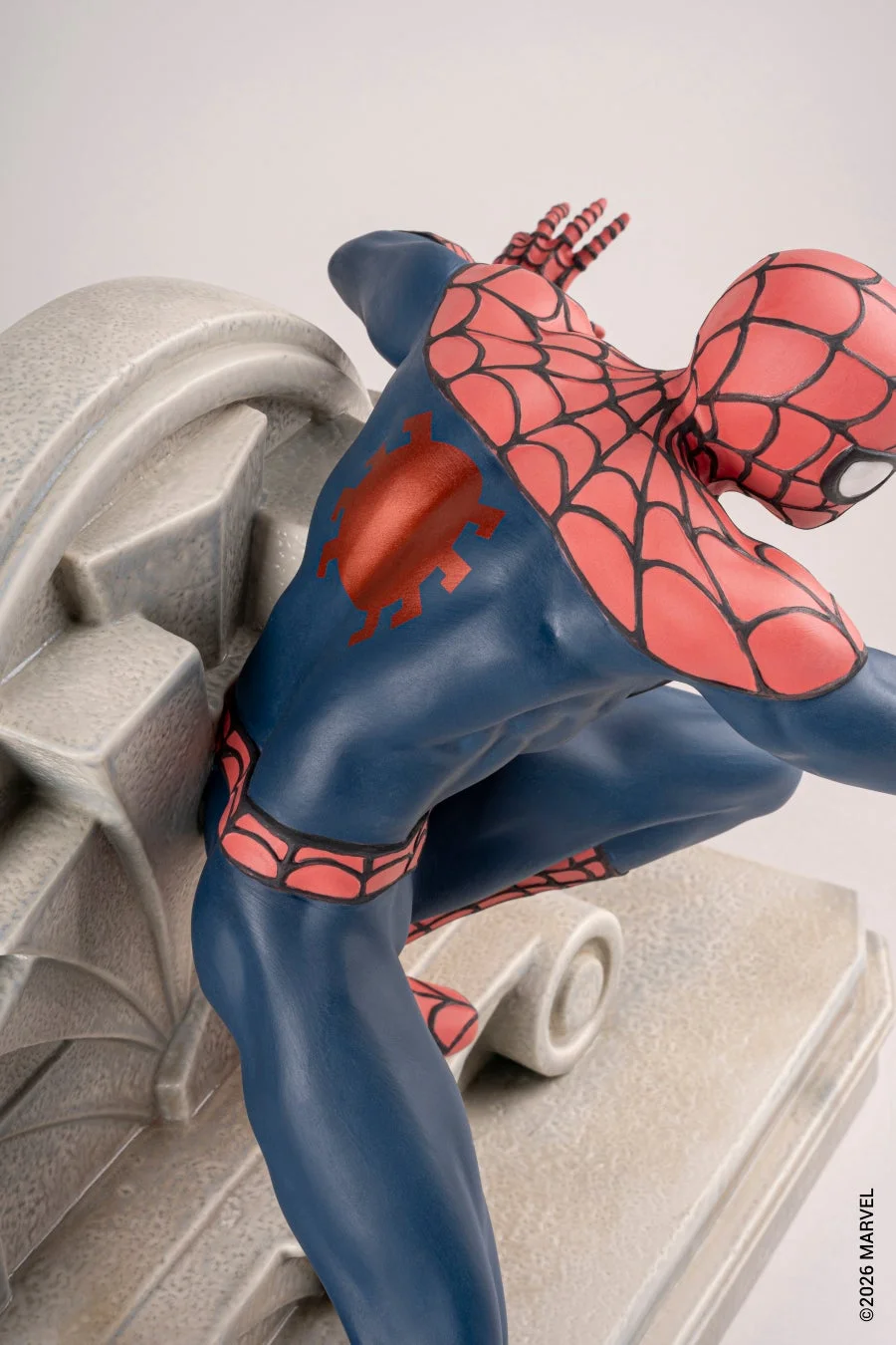 ダイナミックなポーズのスパイダーマン
