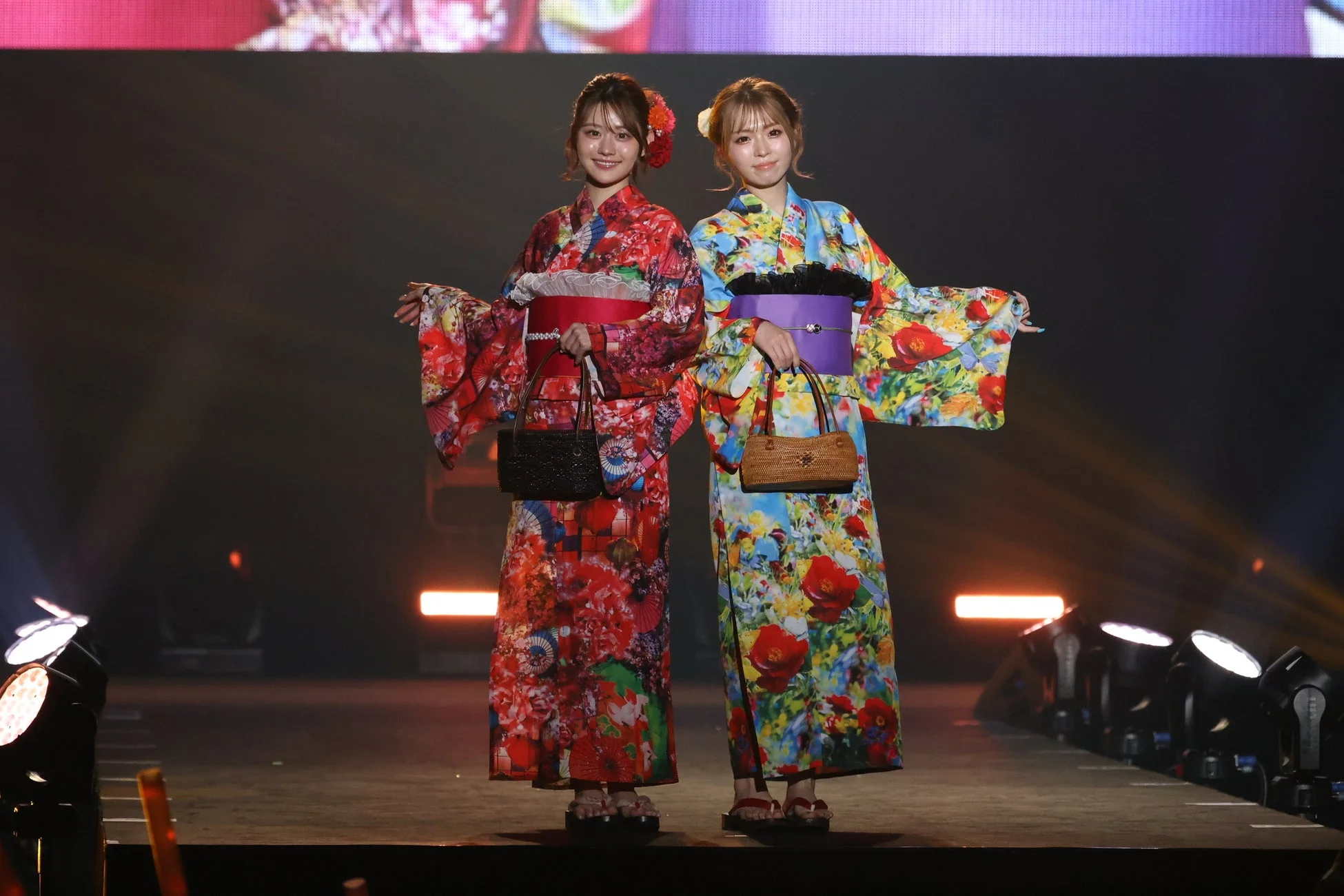 浴衣を着たりんかさんとゆい小池（ゆいちゃみ）さん