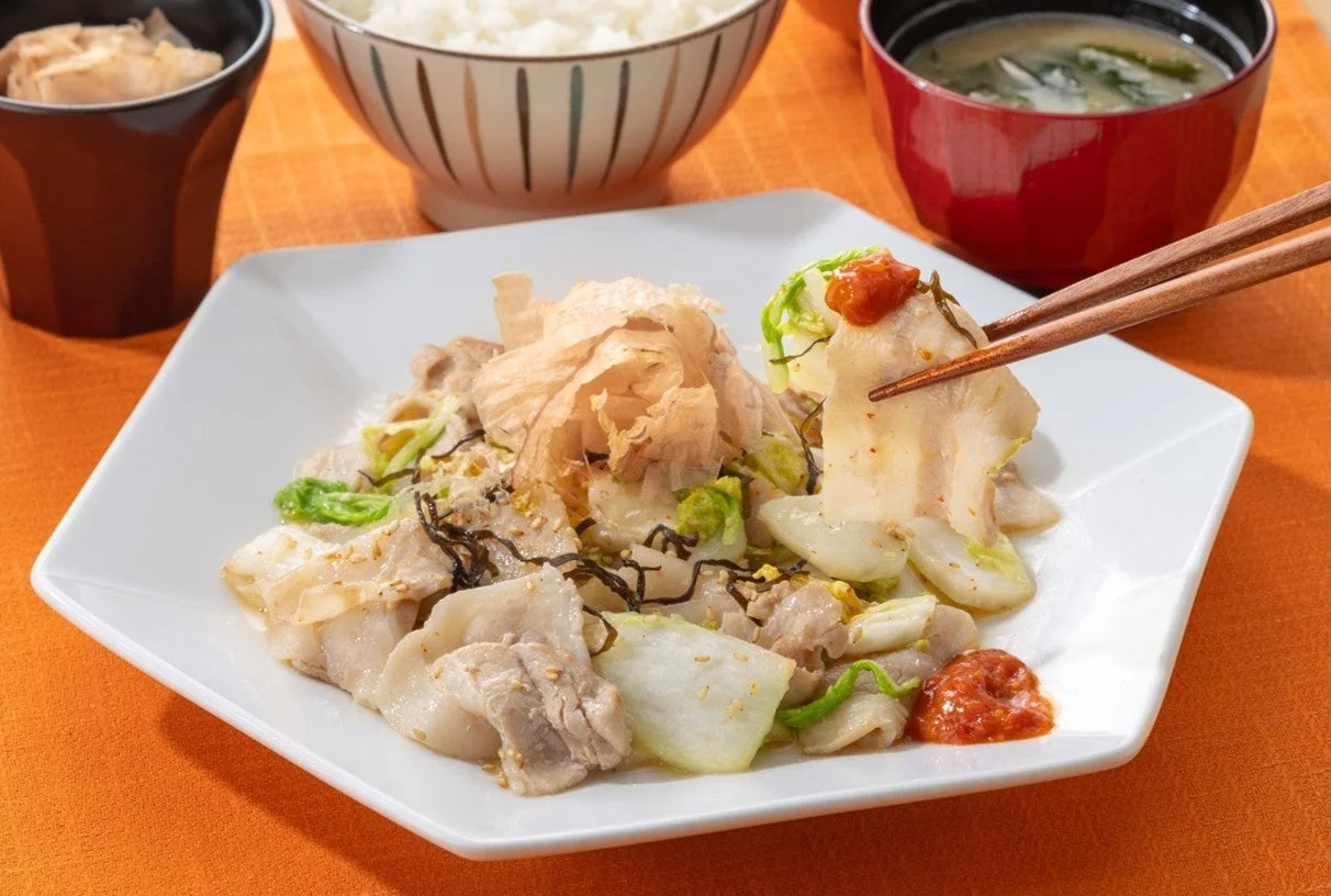 塩麹豚と白菜漬けの豚しんこ定食