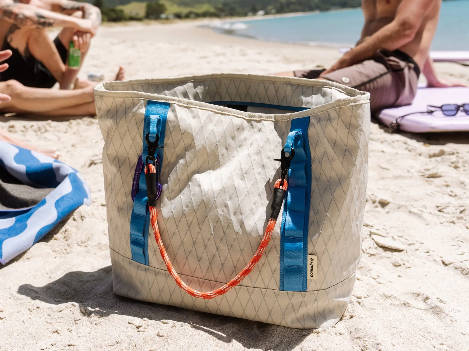 DAYTRIPPER TOTE