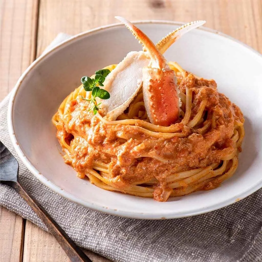 紅ずわい蟹のトマトクリームパスタ