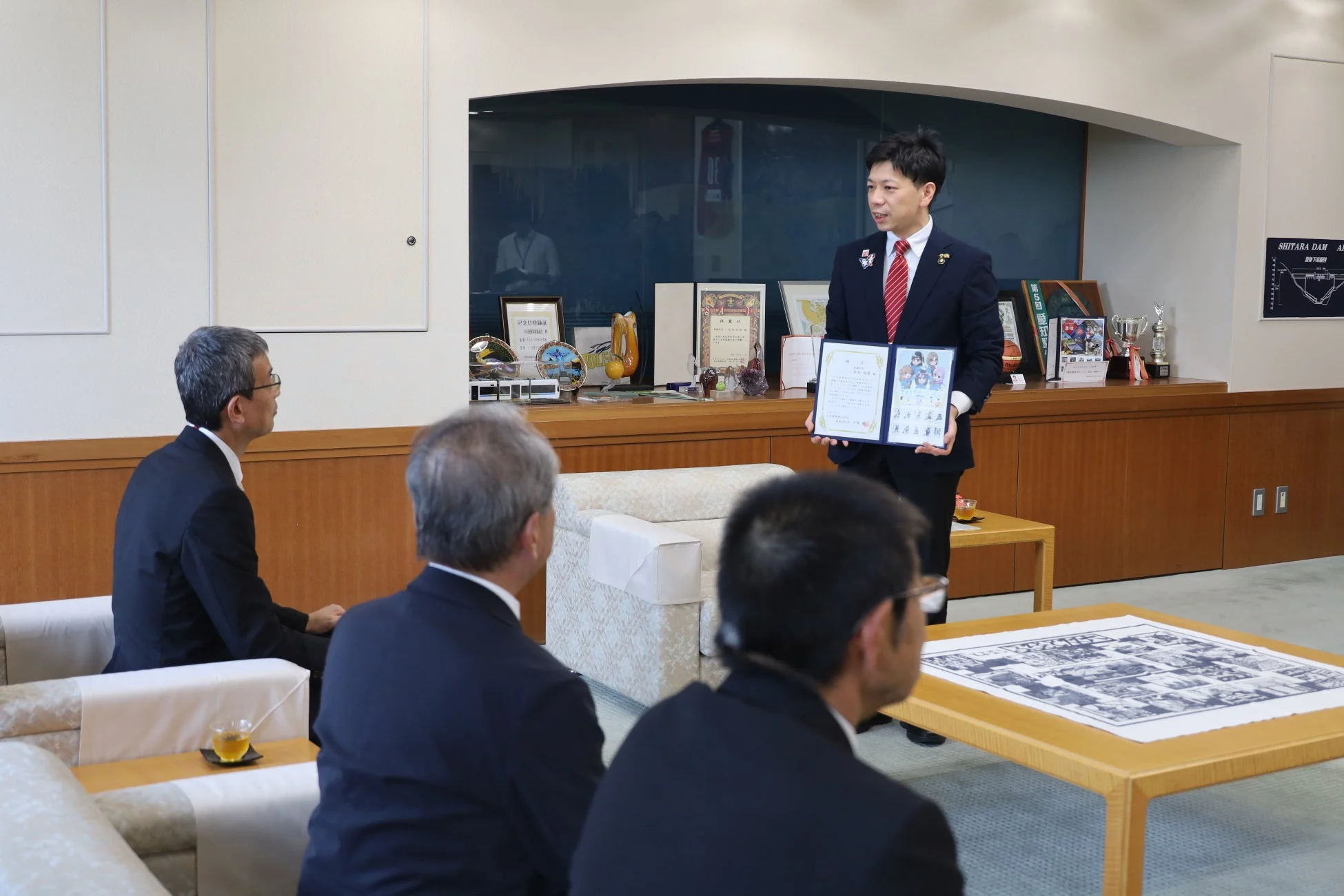 贈呈式での説明