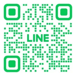 緑色と白色のLINEのロゴが入ったQRコードです。LINEアプリでの友達追加やサービス利用のためのスキャンを促す画像と考えられます。