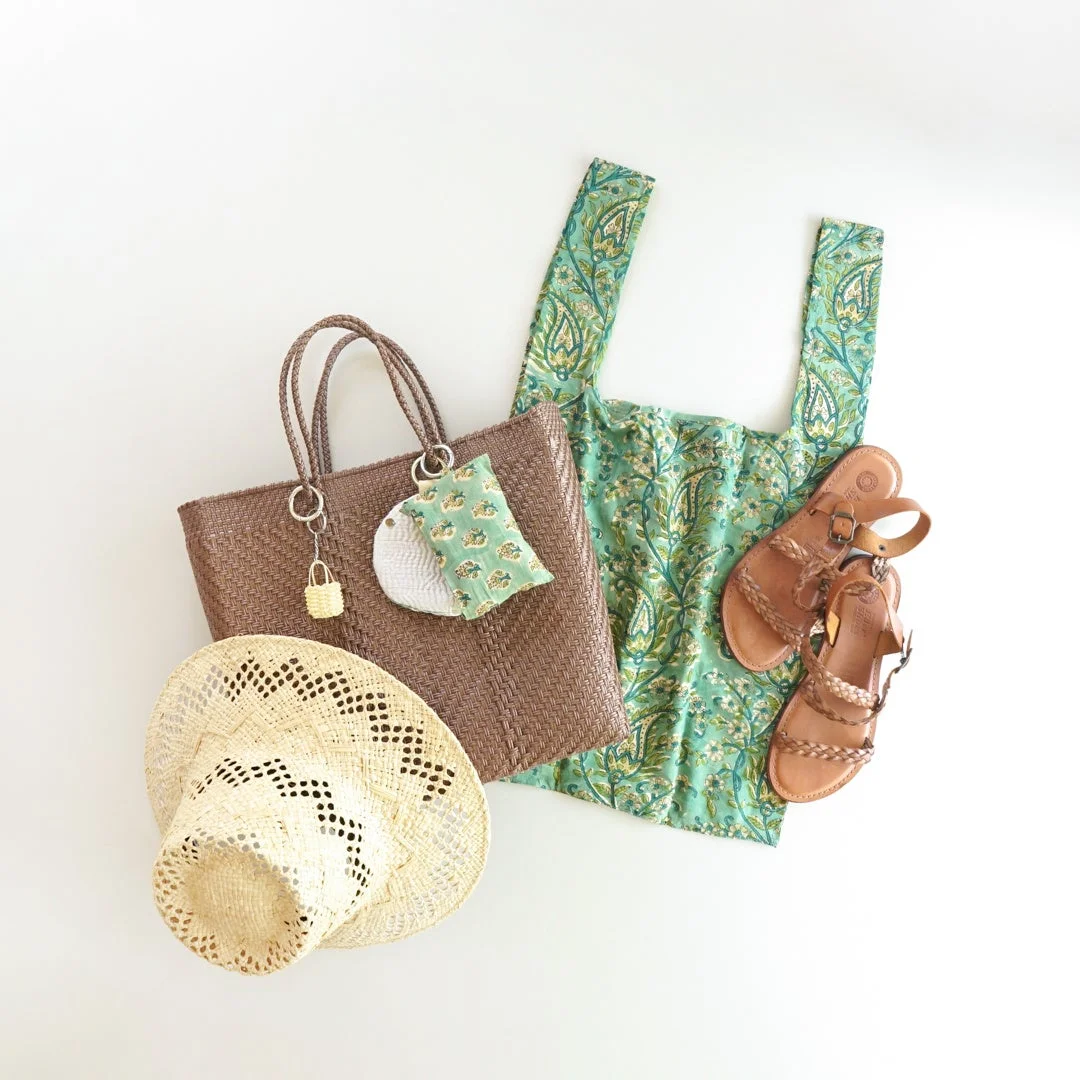 BLOCK PRINT PACKABLE ECO BAGのスタイリング例