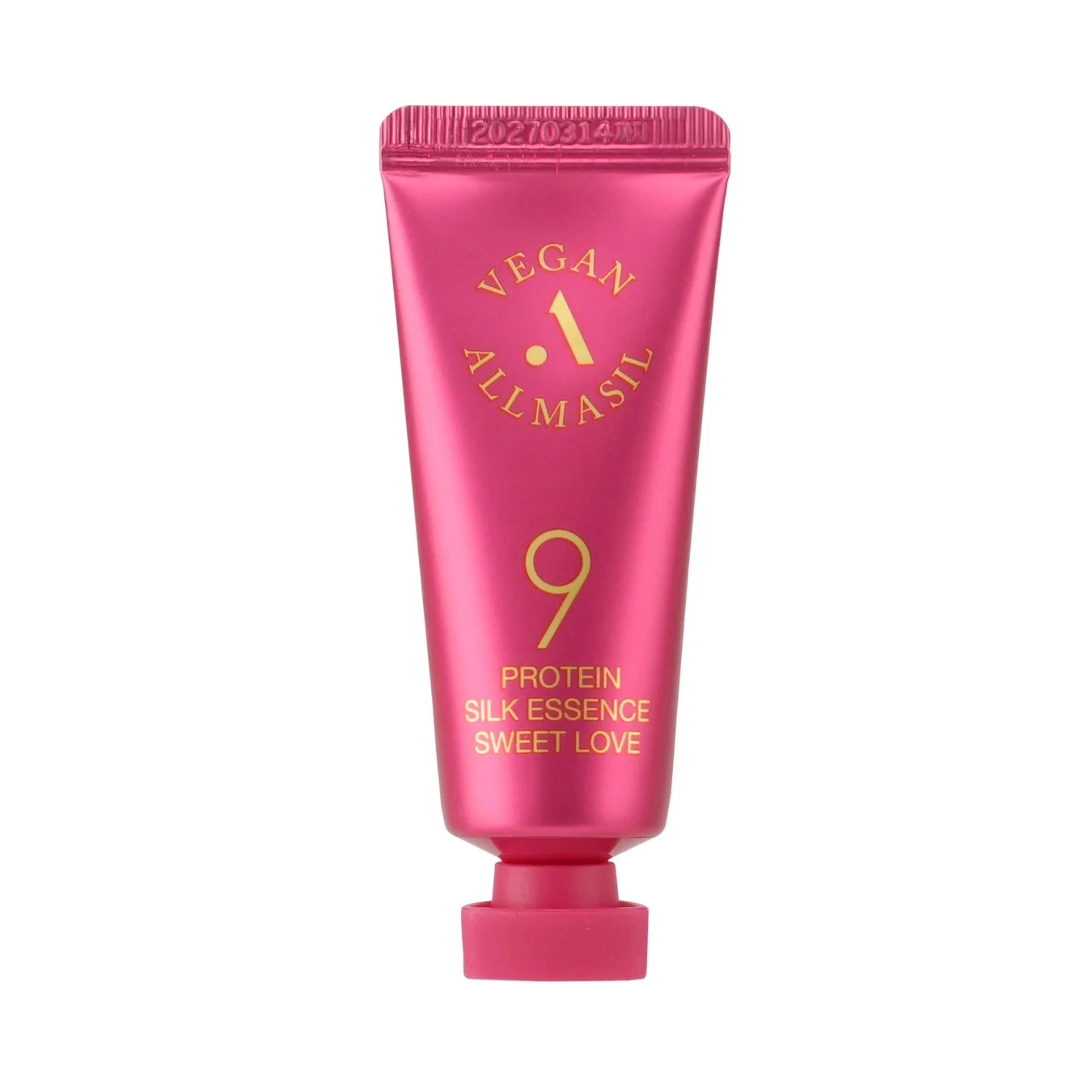 白い背景に置かれたピンク色のチューブ型ヘアケア製品「VEGAN ALLMASIL PROTEIN SILK ESSENCE SWEET LOVE」の画像です。製品には「9」の数字も記されており、使用期限らしき日付も見えます。