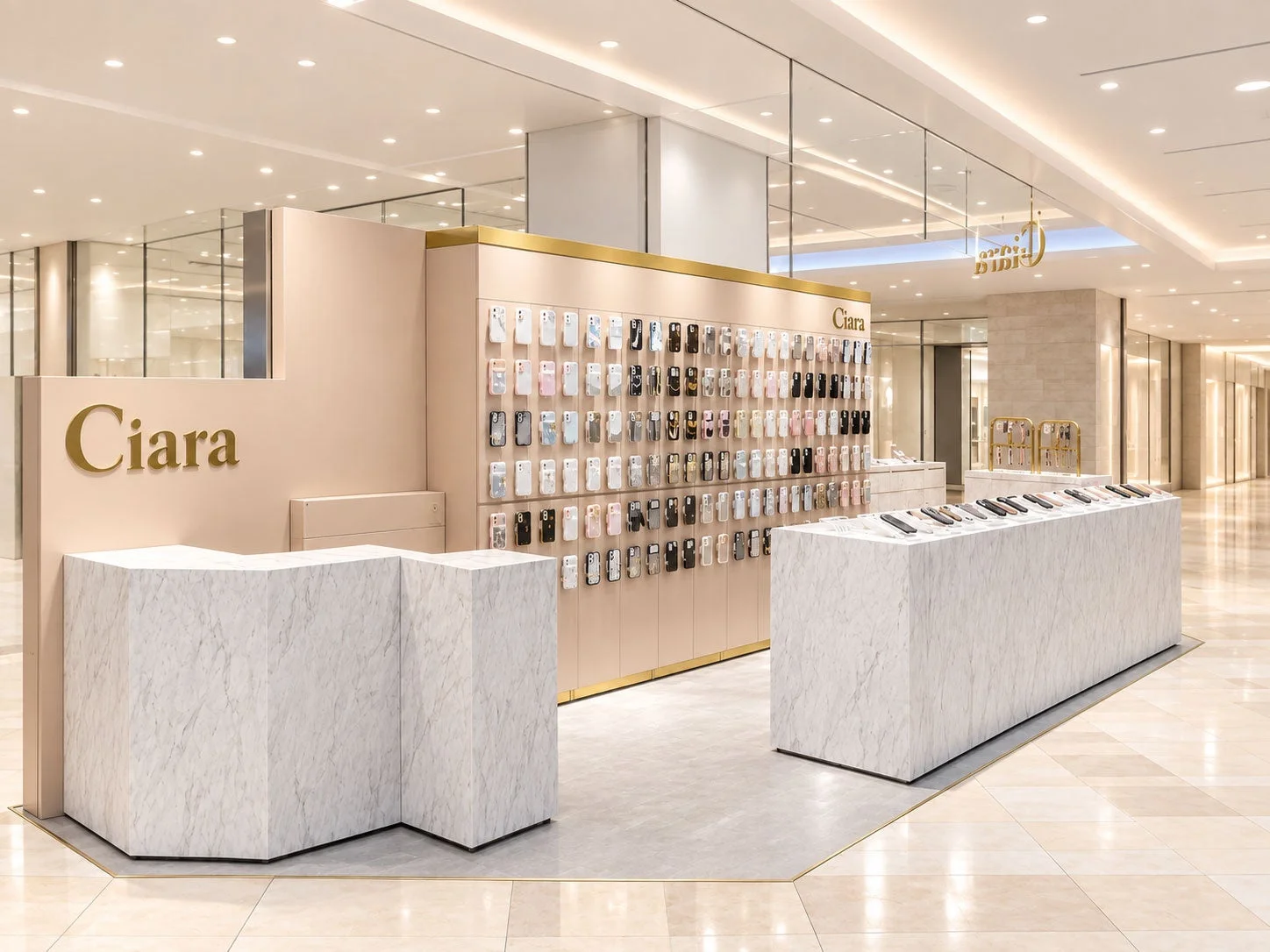 Ciara店舗の様子(ピンクとゴールド基調)