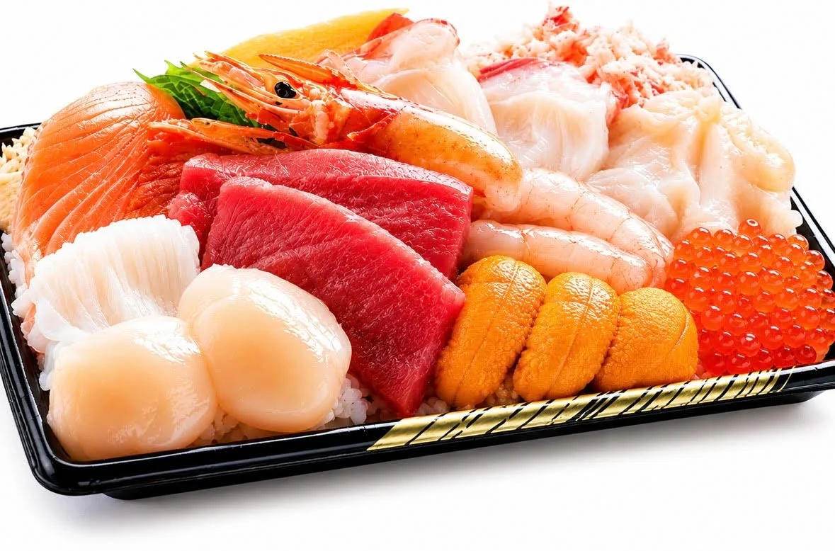 豪華な海鮮丼