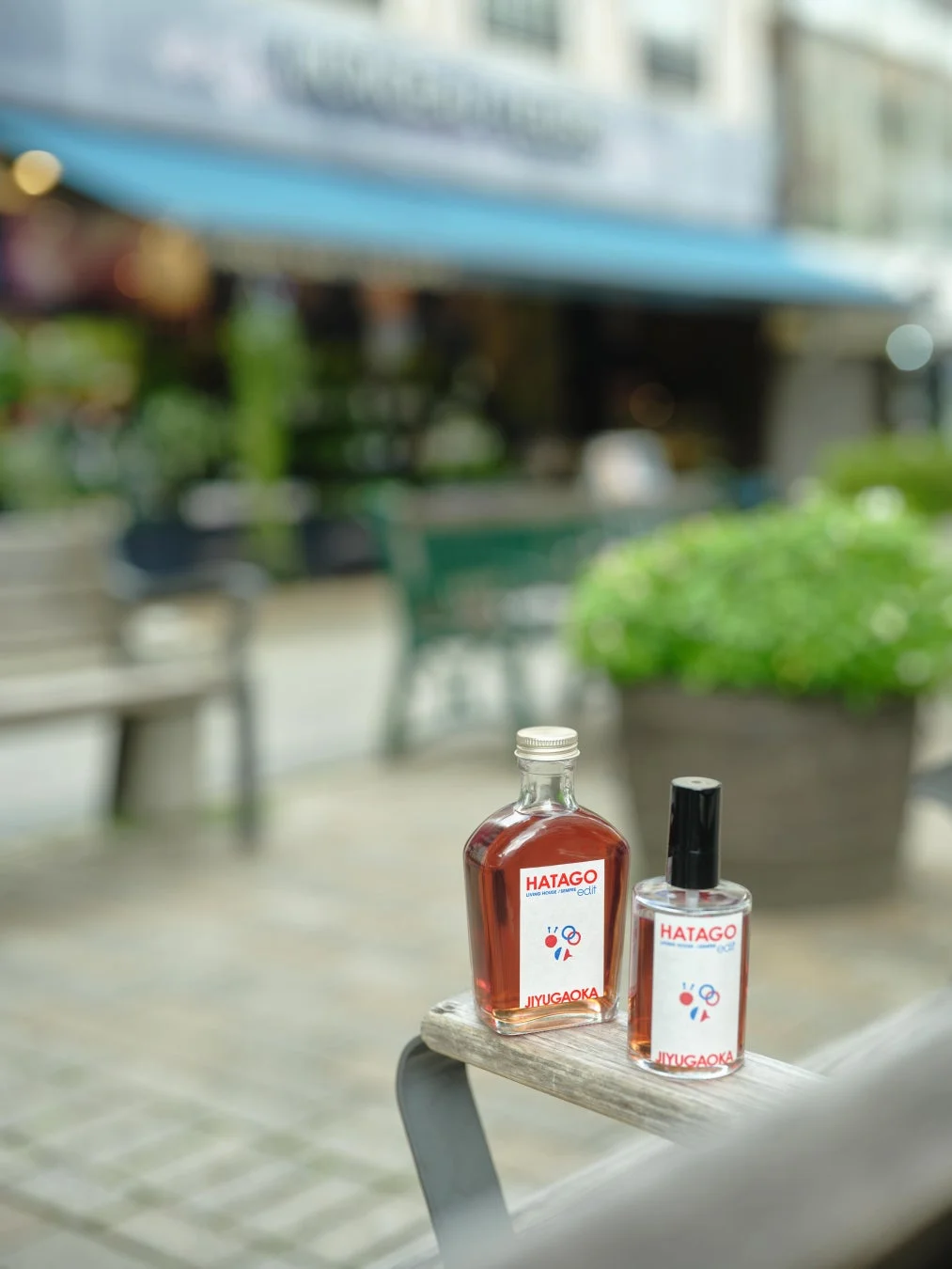HATAGOコラボフレグランスボトル(屋外)