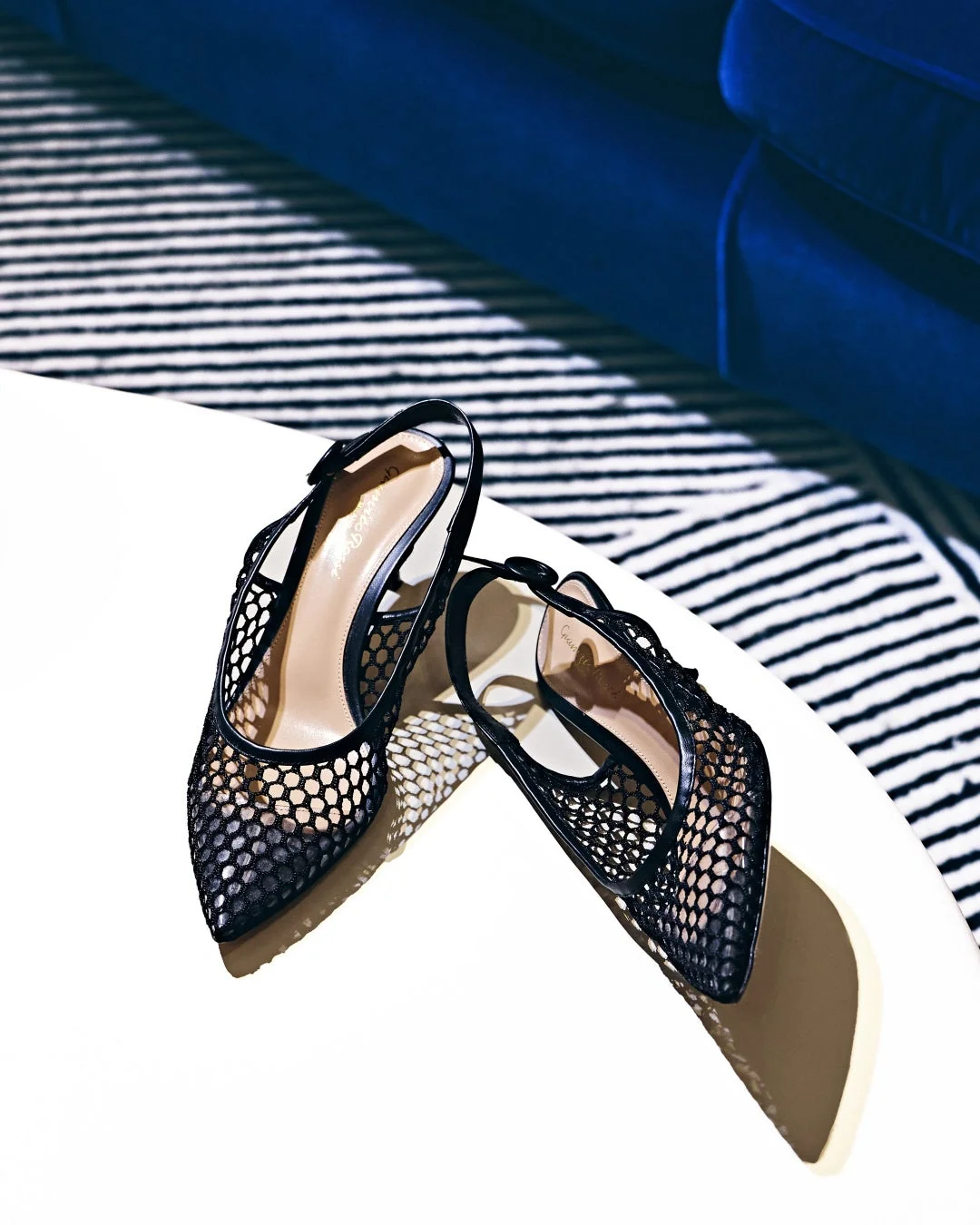 Gianvito Rossiの黒メッシュヒール
