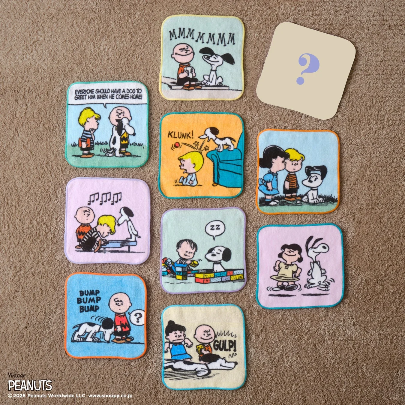 PEANUTSのミニタオル