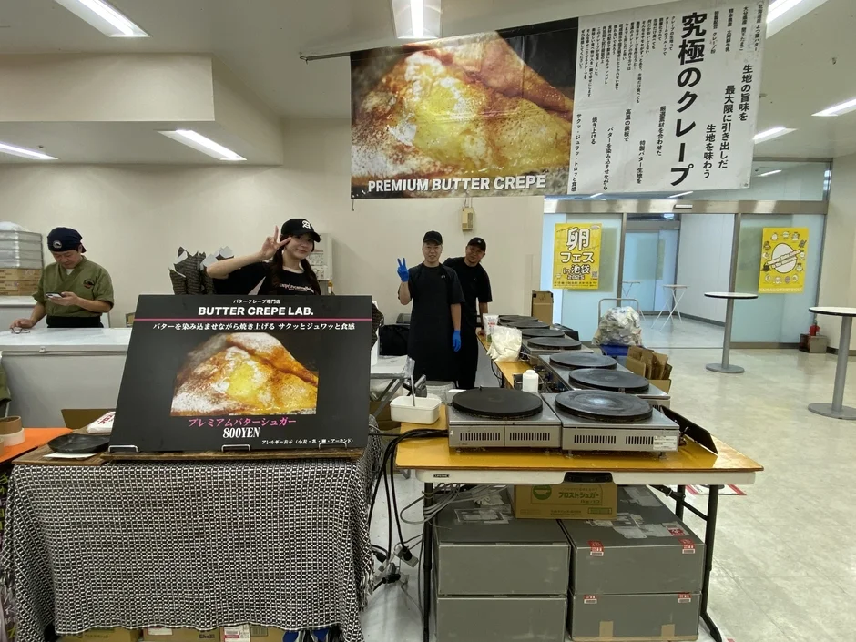 クレープ専門店の販売ブース