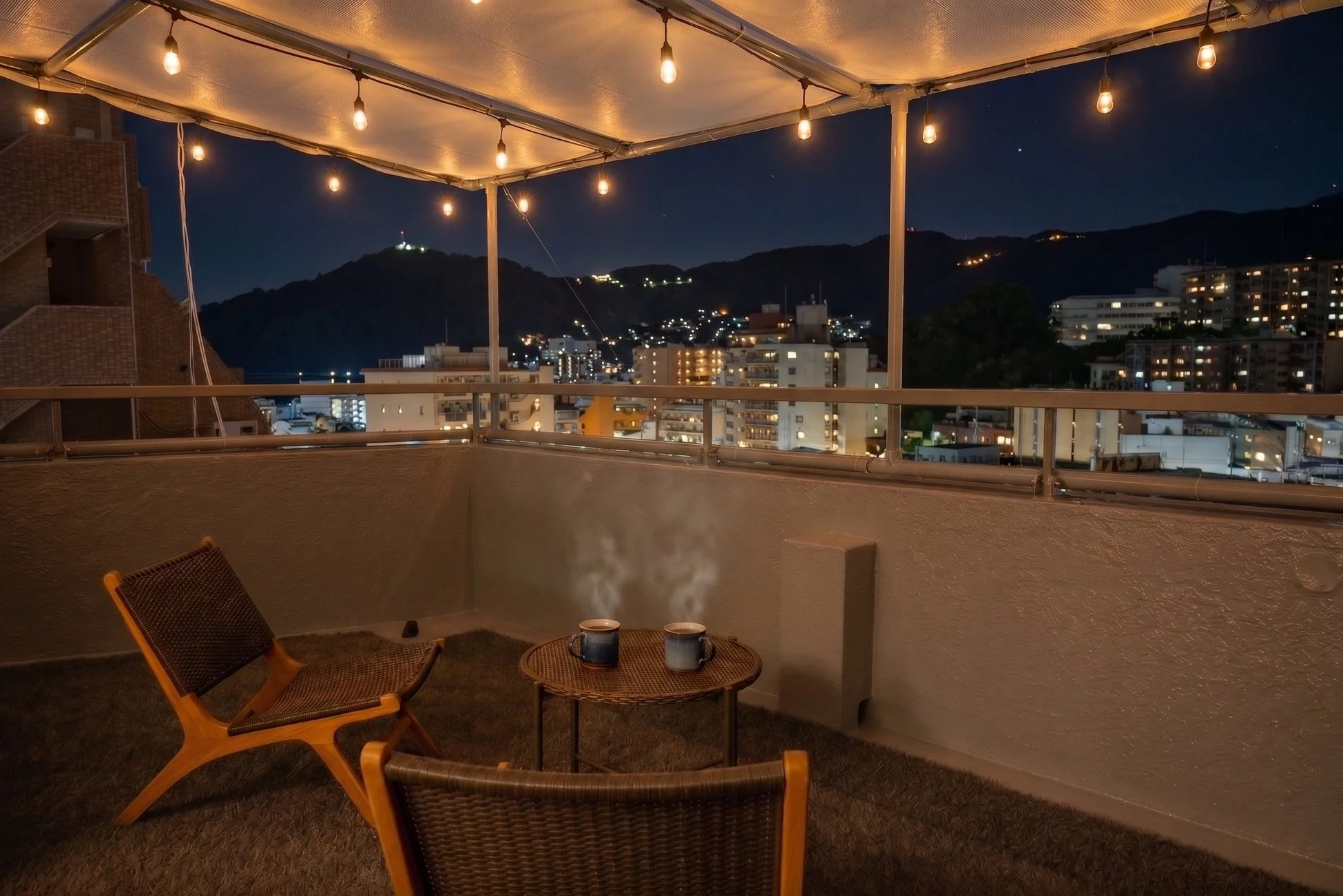 屋上テラスの夜景