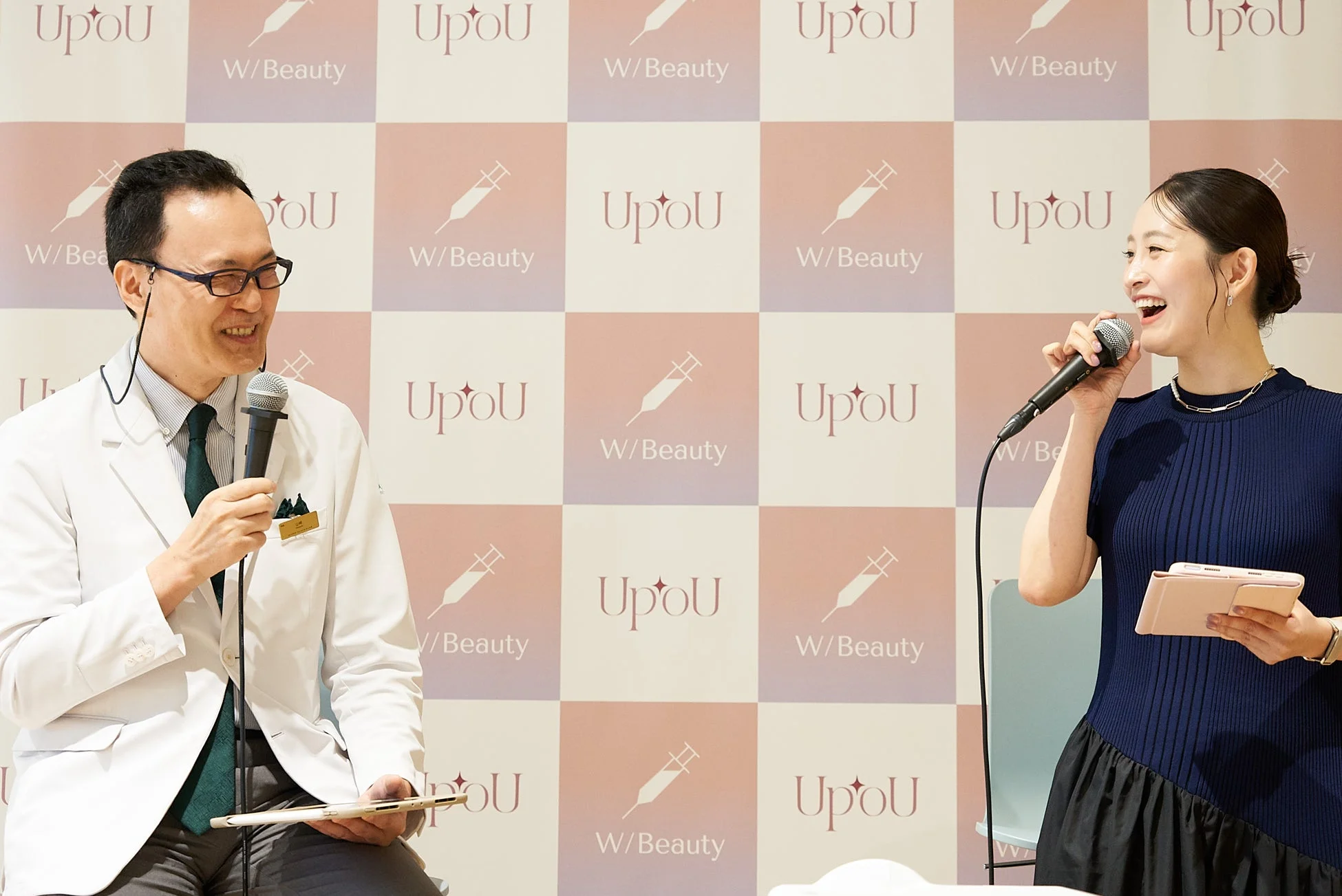 セミナー,トークショー,講演会,美容,医療,専門家,女性,男性,イベント,マイク