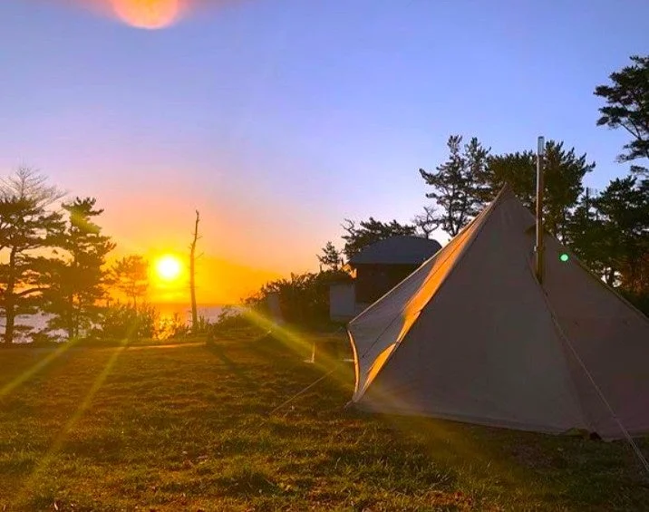 夕日のキャンプ場