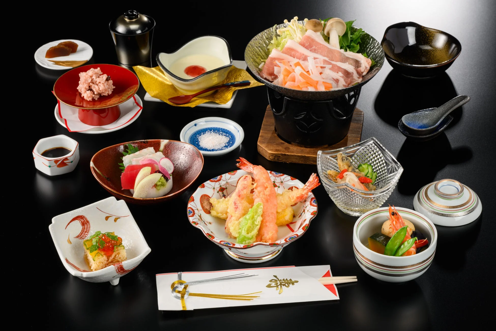 豪華な和食のコース料理