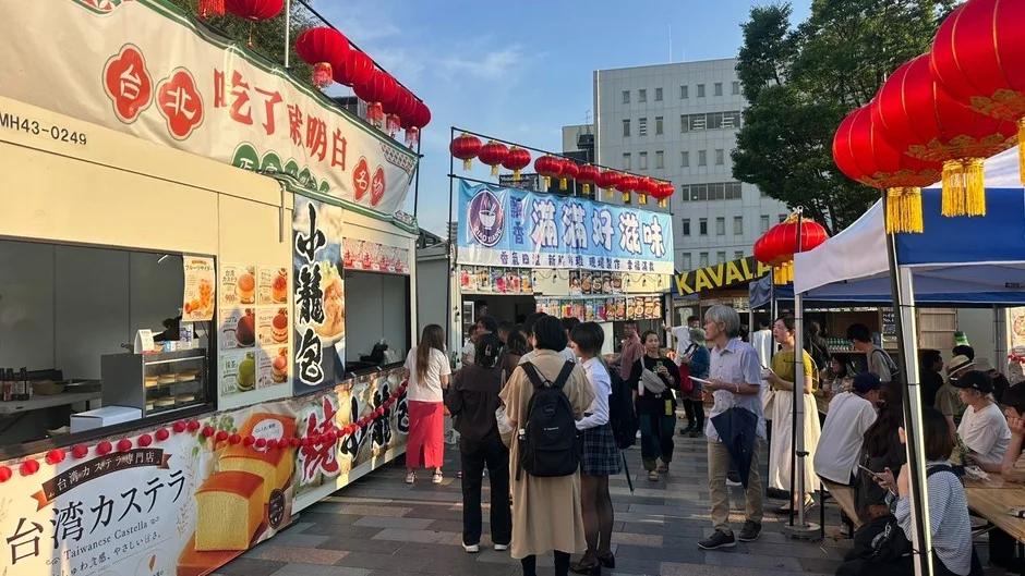 賑わう台湾屋台祭の様子