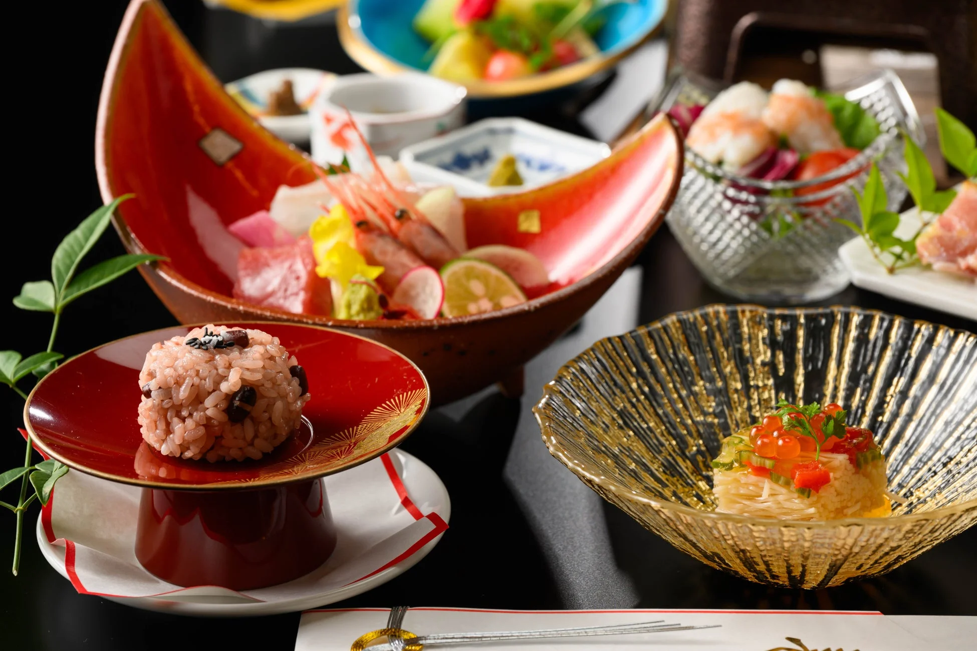 豪華な和食の膳