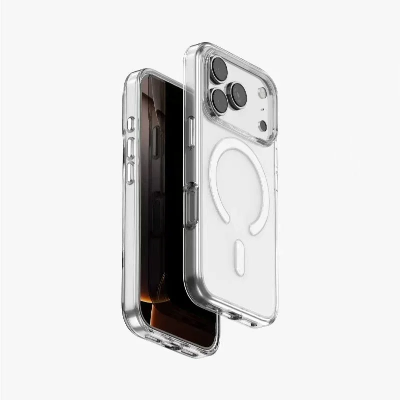 iPhoneに装着されたMagSafe対応クリアケース