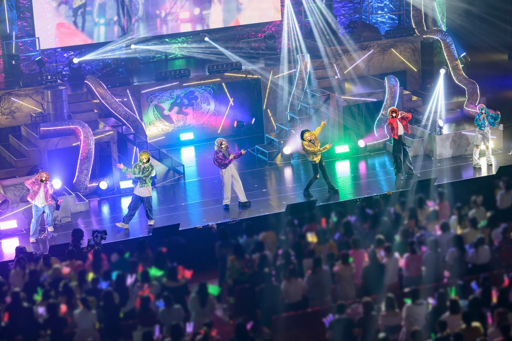 AMPTAKxCOLORS ライブ写真
