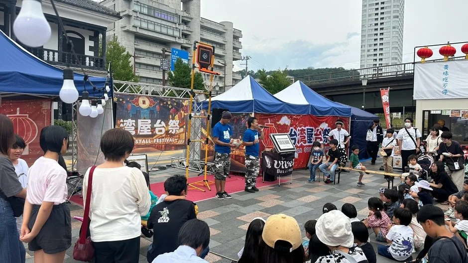 ステージパフォーマンスの様子