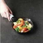 温野菜が盛り付けられたフライパン